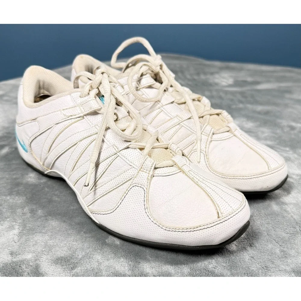 Nike Sneakers Womens 8 White Perforated Leather Lace Up Casual Shoes